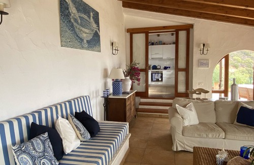 Villaggio delle Mimose Villa | Torre delle Stelle, private sea view villa - sunny aspect and large pool - sleep