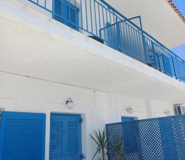Koroni Apartment | Total Blue Maisonette