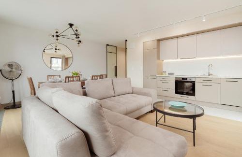 Srodmiescie Apartment | TOTU HOME Bank Polski Gdynia Modern Apartment