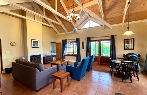 Hilton Ski Chalet | Touchstone Cottage
