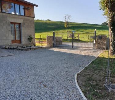 Beauregard-l'Eveque House | Tour de charme atypique
