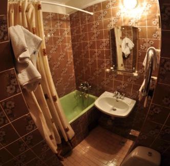 Dniprovs'kyi District Hotel | Tourist Hotel Complex