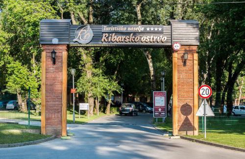 Sremska Kamenica Hotel | Tourist Resort Ribarsko Ostrvo