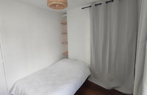Tours Apartment | TOURS CENTRE St Eloi Giraudeau - logement entier 2 chambres
