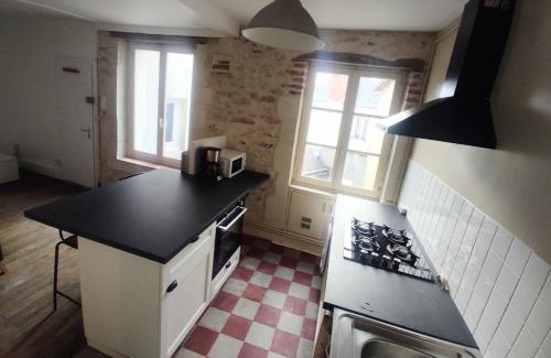 Tours Apartment | TOURS CENTRE St Eloi Giraudeau - logement entier 2 chambres