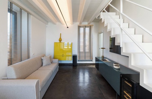 Mazzaforno Apartment | Tower of the 7 friars - Tower in Cefalu with direct access to the beach