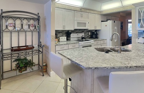 Ponce Inlet Condo | Towers 2 - Ocean Towers 2102