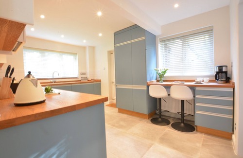 Orford Cottage | TOWN FARM HOUSE, ORFORD, pet friendly, with open fire in Orford