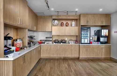 Sherwood Park Hotel | TownePlace Suites by Marriott Edmonton Sherwood Park