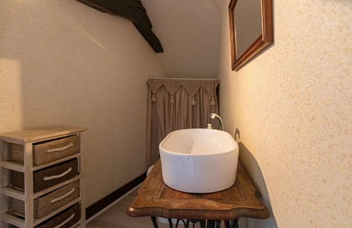 Segur-le-Chateau House | Townhome