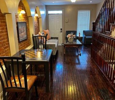 Downtown Baltimore Apartment | Townhouse in Baltimore