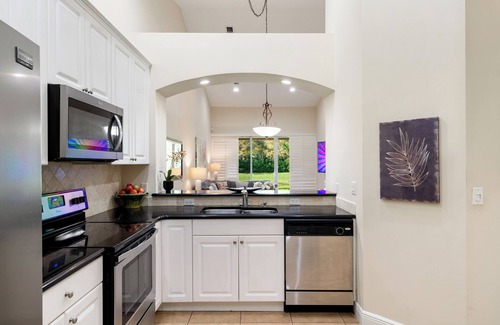 Gifford House | Townhouse in Most Popular Tennis Facility
