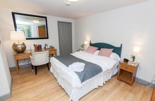 Huddersfield Hotel | Townhouse No 12