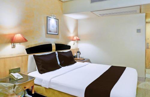 Shivajinagar Hotel | Townhouse Oak JM Road Formerly Krishna presidency