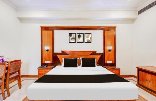 Railway New Colony Hotel | Townhouse OAK Vibe Vacation Hotels