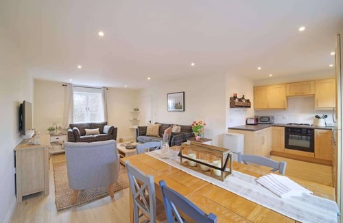 Wells House | Townhouse with Views of Wells Cathedral