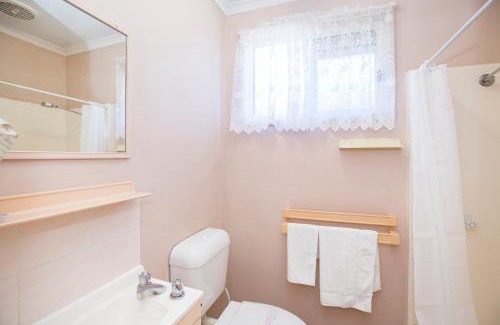 Currajong Other | Townsville Lakes Holiday Park