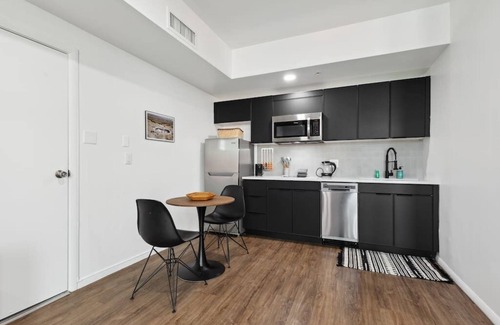 Riverside Apartment | TP12 - Mars Studio Apartment with Pool!