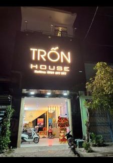 Quang Ngai Hotel | Trốn House