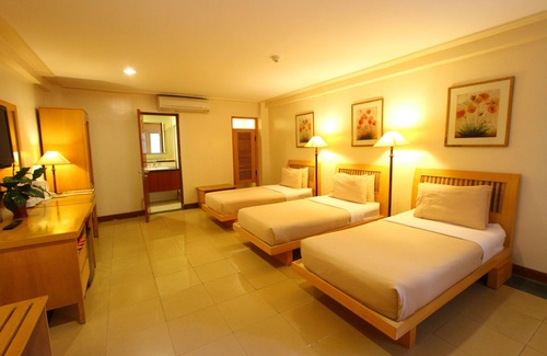 Los Banos Hotel | Trace Suites by SMS Hospitality