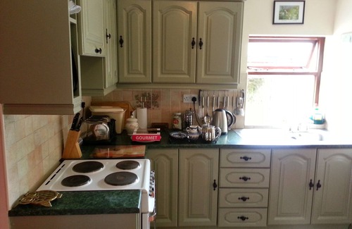Gurteen Cottage | Traditional 19th century farmhouse cottage.