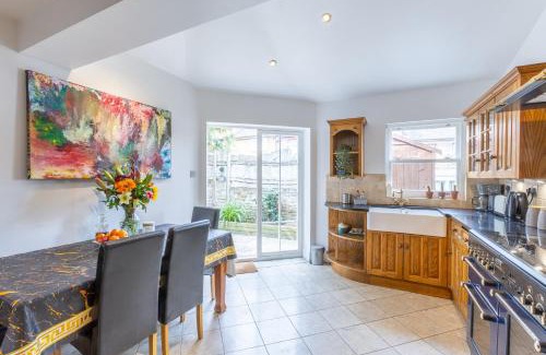 Plumstead House | Traditional English 4 bedroom home in Greenwich