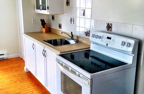 Bonavista House | Traditional Home In The Centre Of Town