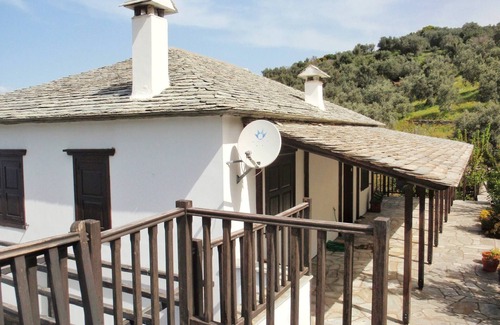 Lefokastron Villa | Traditional Luxury House In Pelion "erato"