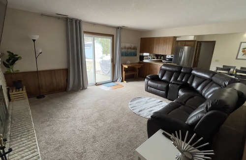 Saint Marys  Allen County House | Traditional Ranch house, SW Fort Wayne 3 Bed, 2 Full Bath, Sleeps 7+