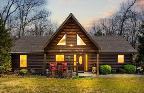 Branson Cedars House | Trail's End Cabin