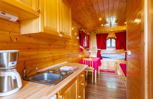 Blandas House | Trailer hire between the Cevennes and the Circus Navacelle La Bleue