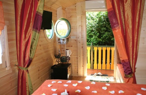 La Jarrie Bed & Breakfast | Trailers at the gates of La Rochelle