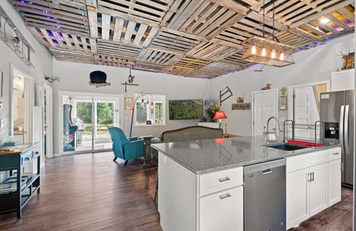 Mountain House | Trailride Hideout