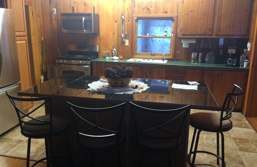Luther Cottage | Trails end River cottage prime family spot one week left last week of August