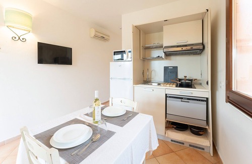Aglientu Apartment | Tramonto Apartment, Ac e Wifi, Gallura