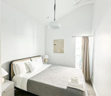 Sawtelle House | Tranquil 1 Bedroom Retreat near LAX -SH4-WW