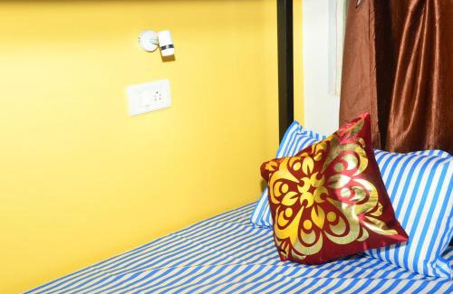 Bhubaneshwar House | Tranquil AC Budget Room(Single, Family & Group)