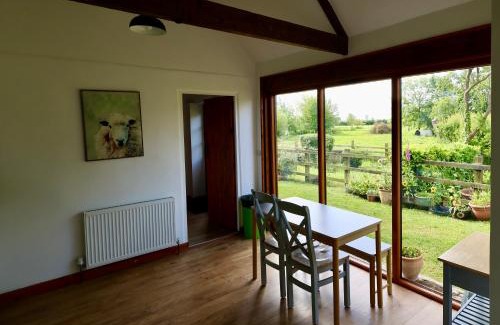 Northmoor Green House | Tranquil and cosy cottage on the Somerset Levels