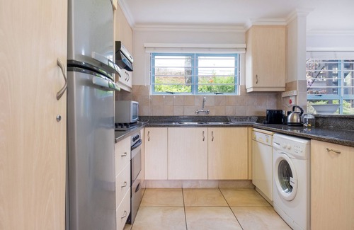 Shaka's Rock Apartment | Tranquil Beach Sanctuary, 3 Bed, Sea Views