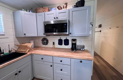Chestnut Mound Cabin | Tranquil Cabin on Lake, 1 hour east of Nashville. Nearby Waterfalls.