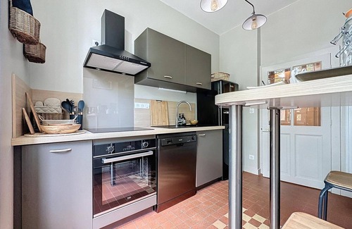 La Ferte-Hauterive Cottage | Tranquil cottage with garden, parking and Wi-Fi in La Ferté-Hauterive