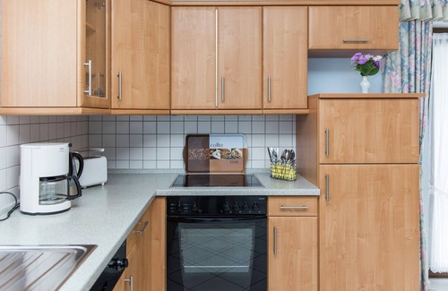 Lirstal Villa | Tranquil Eifel Hideaway