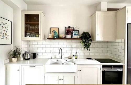 Frome House | Tranquil Family Home - Frome