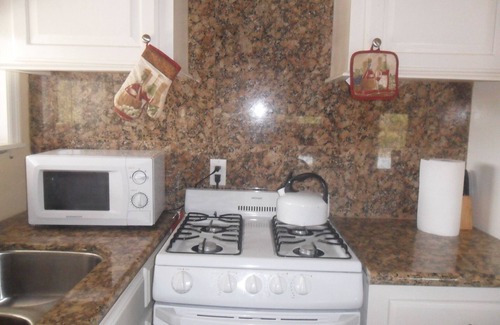 Great Exuma Cottage | Tranquil Sunrise Cottage is right next to the FYRE FESTIVAL site.