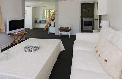 Hadsund House | Tranquil Waterfront Cottage-By Traum