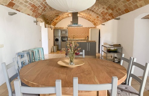 Pedret i Marza House | Tranquila Casa Rural Cercana a las Mejores Playas de L'alt Empordà
