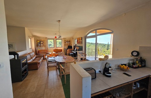 Glavaticici House | Tranquility, breathtaking views, brightness