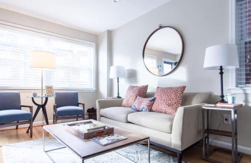 Old Town West House | Transit-Friendly Home Old Town Parking