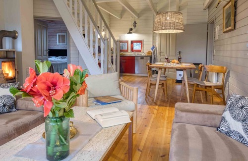 Luckow House | traumHaff® Sea Hideaway, private NORDICSPA, fireplace, dog, 200m from the water