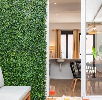 Soternes Apartment | Travel Habitat Bioparc Apartments
